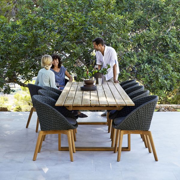 comfy outdoor dining chairs