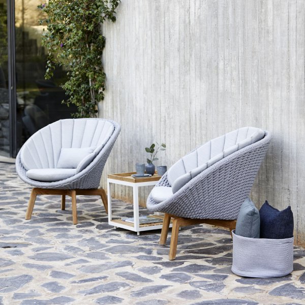 PEACOCK Lounge Chair - Cane-line Outdoor Collection - WGU Design
