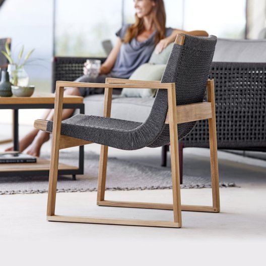 ENDLESS Lounge Chair - Cane-line Outdoor - WGU Design Collection